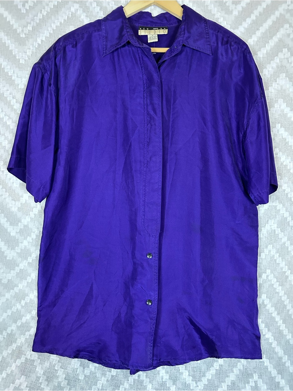 New York Studio Purple Short-Sleeve Button-Up Shirt 100% Silk